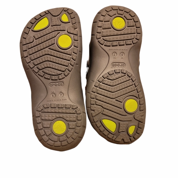 Crocs - Picture 2 of 3